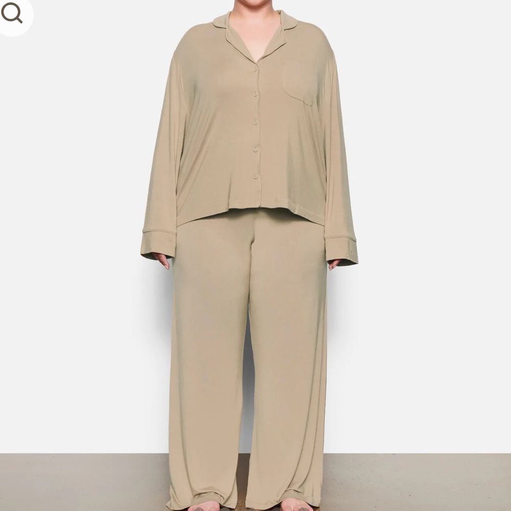 NWT Skims SOFT LOUNGE SLEEP SET